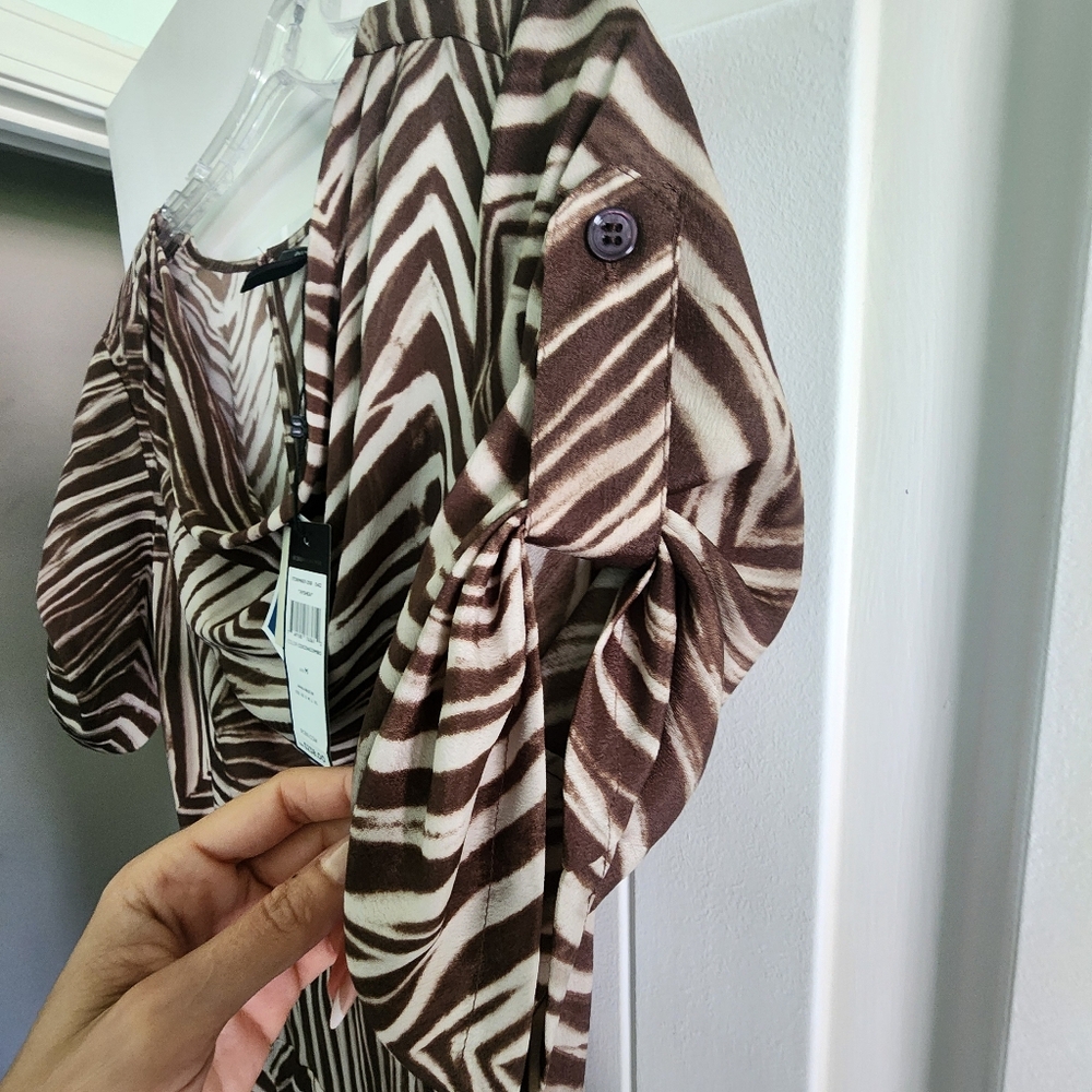 BCBGMAXAZRIA "Ayshea" Cowlneck Animal Print Blouson Tie Waist Dress Brown Sz M - Picture 9 of 9